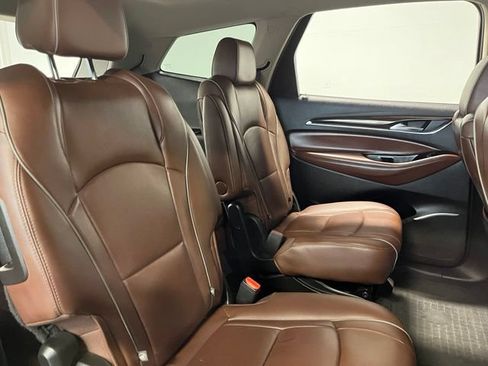 Used 2019 Buick Enclave Avenir w/ Avenir Technology Package AWD/4WD image 13