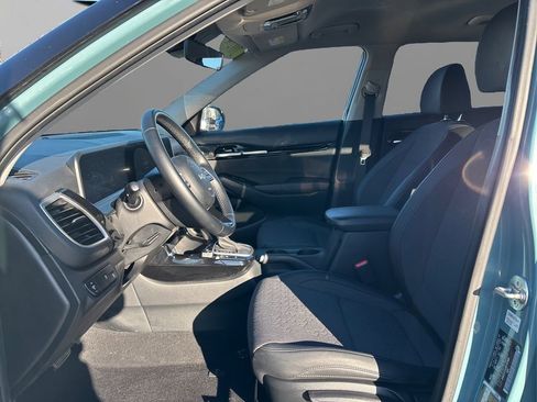 Used 2024 Kia Seltos S image 9