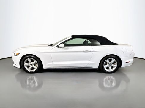 Used 2017 Ford Mustang Convertible RWD image 6