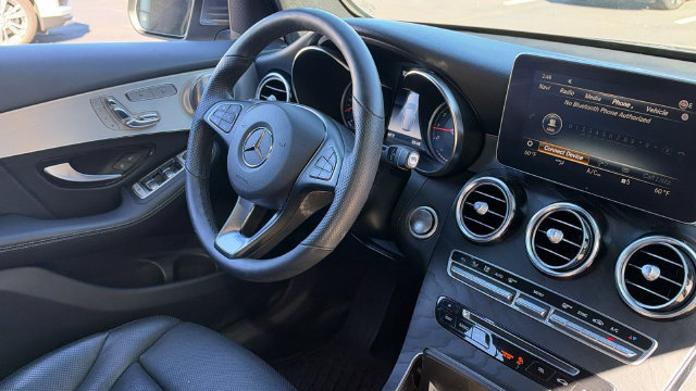 Used 2019 Mercedes-Benz GLC 300 4MATIC image 16