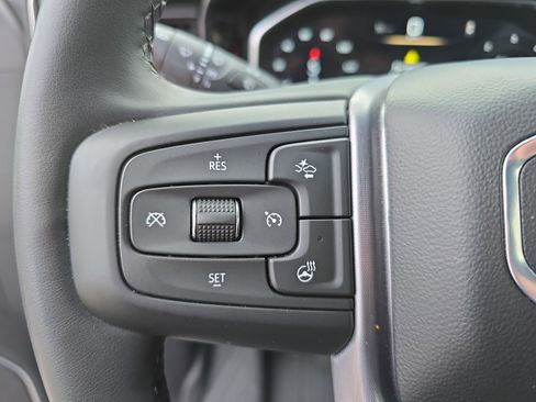 Used 2024 GMC Sierra 1500 Elevation image 16