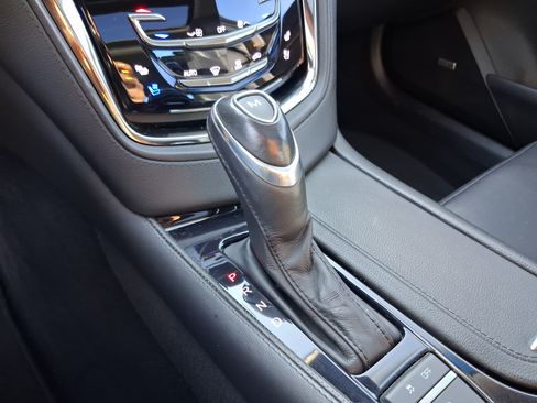 Used 2019 Cadillac CTS Luxury RWD image 20