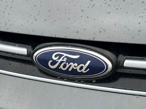 Used 2015 Ford C-MAX SE FWD image 13