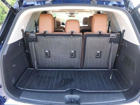 Used 2024 Nissan Pathfinder Platinum w/ Lighting Package (N93) AWD/4WD image 7