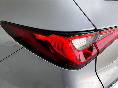 Certified 2024 Acura MDX FWD image 40