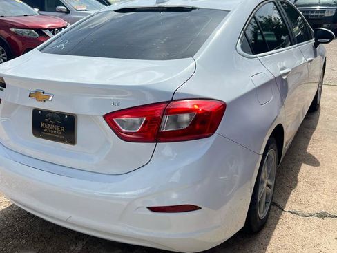 Used 2016 Chevrolet Cruze LT FWD image 5