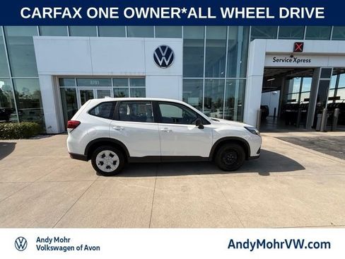 Used 2023 Subaru Forester AWD/4WD image 5