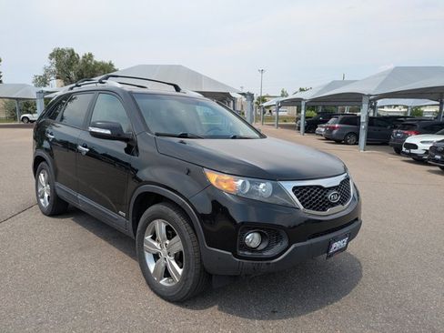 Used 2012 Kia Sorento EX w/ EX V6 Premium Pkg AWD/4WD image 3