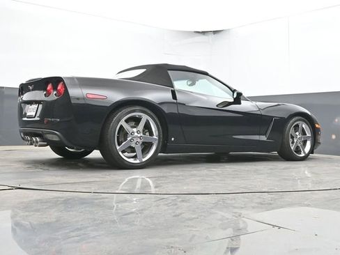 Used 2007 Chevrolet Corvette Convertible w/ Preferred Equipment Group RWD image 38
