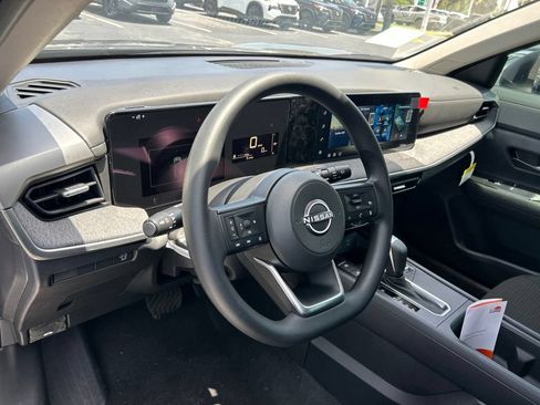 New 2026 Nissan Kicks S FWD image 21