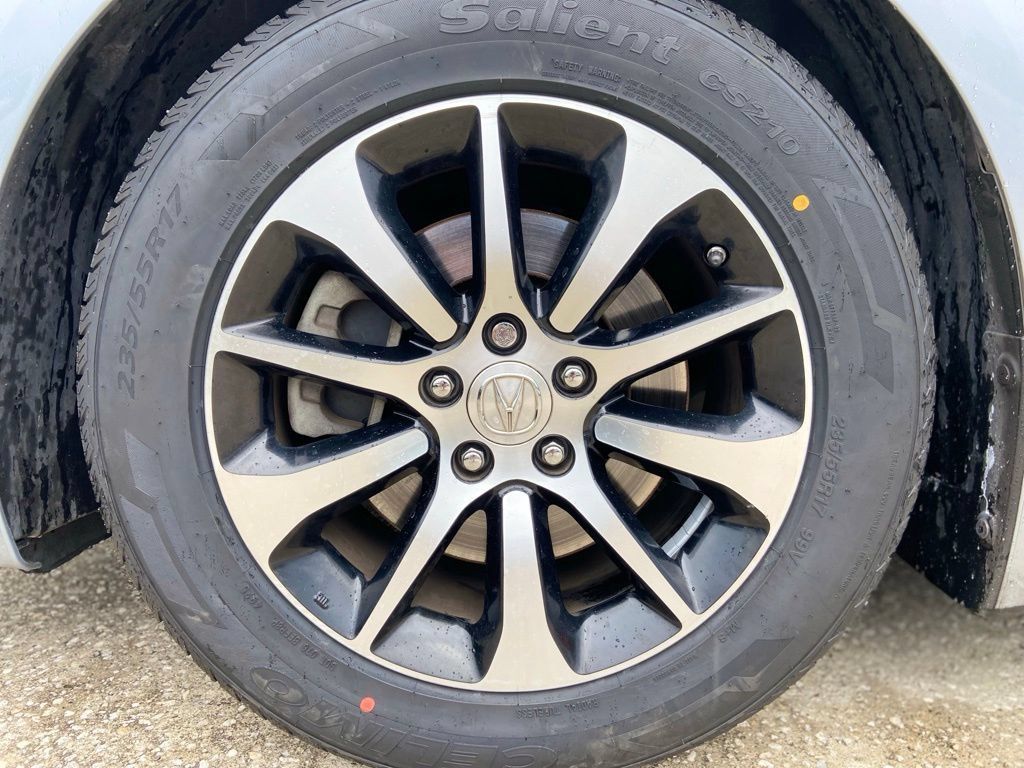 Used 2016 Acura TLX w/ Technology Package FWD image 9