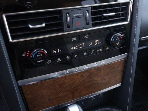 Used 2024 Nissan Armada SL w/ Captain's Chairs Package AWD/4WD image 21