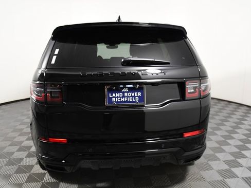 Used 2025 Land Rover Discovery Sport Dynamic SE image 5