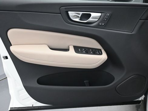 New 2026 Volvo XC60 B5 Plus w/ Protection Package Premier AWD/4WD image 5