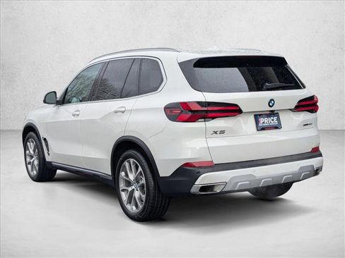 Used 2026 BMW X5 xDrive40i image 8