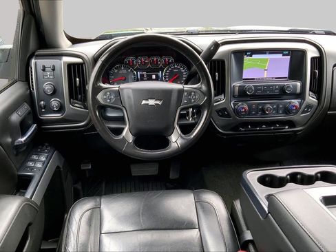 Used 2018 Chevrolet Silverado 1500 LTZ Z71 w/ Centennial Edition AWD/4WD image 6