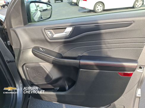 Used 2025 Ford Escape ST-Line AWD/4WD image 21