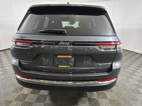 Used 2023 Jeep Grand Cherokee 4WD 4xe image 3