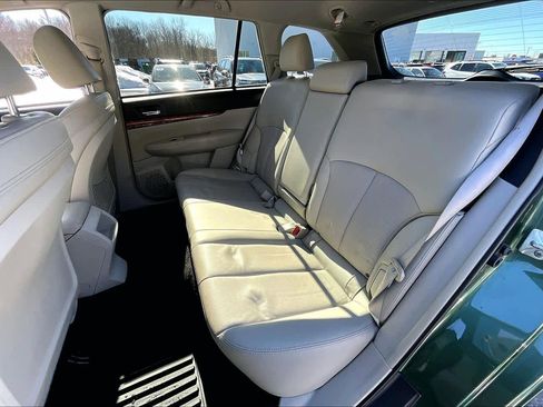 Used 2012 Subaru Outback 3.6R Limited image 21