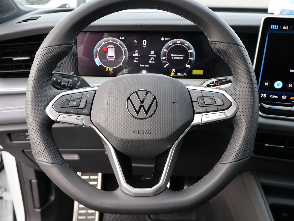 New 2026 Volkswagen Tiguan SE R-Line AWD/4WD image 24