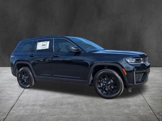 New 2026 Jeep Grand Cherokee Altitude AWD/4WD video 2