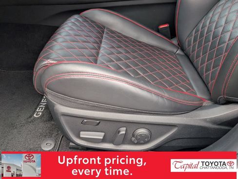 Used 2023 Genesis G70 3.3T w/ Sport Prestige Package RWD image 10