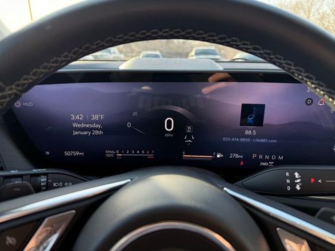 Used 2024 Buick Envision Preferred image 37