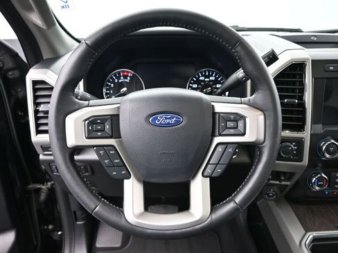 Used 2020 Ford F250 Lariat w/ Lariat Ultimate Package AWD/4WD image 10