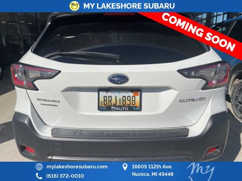 Used 2025 Subaru Outback Premium w/ Popular Package #1A image 6