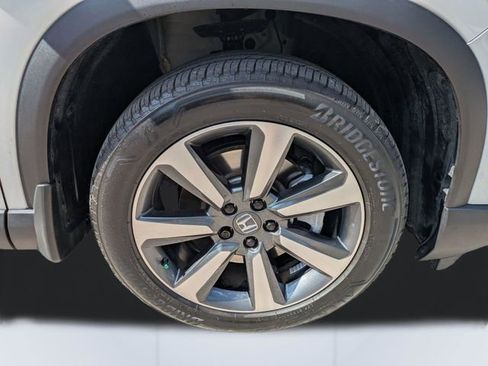 Used 2024 Honda Pilot Elite image 11