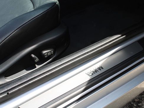 Used 2006 BMW Z4 3.0i RWD image 30