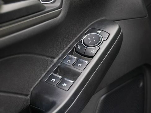 Certified 2023 Ford Escape Active AWD/4WD image 5