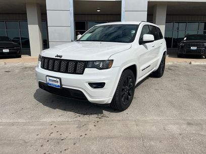 Used 2019 Jeep Grand Cherokee Altitude