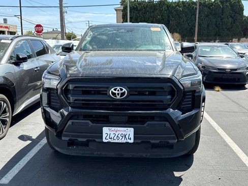 Certified 2025 Toyota Tacoma SR RWD image 2