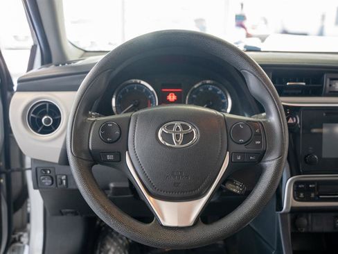 Used 2017 Toyota Corolla LE w/ Carpet Mat Package (TMS) FWD image 12