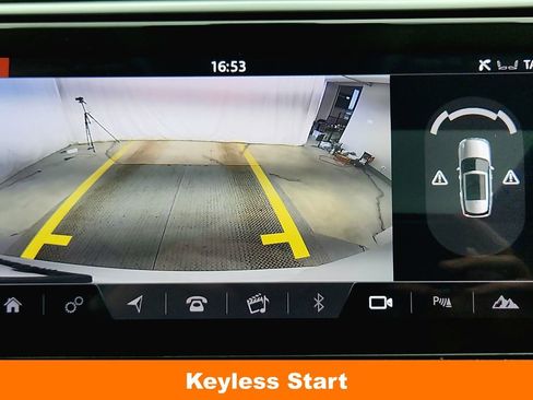 Used 2018 Land Rover Range Rover HSE AWD/4WD image 23