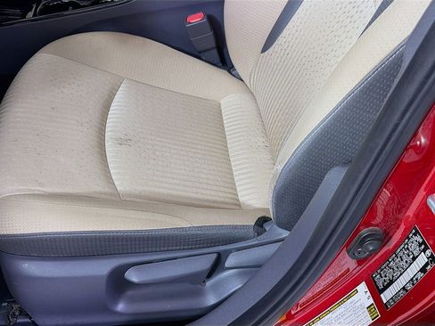 Used 2018 Toyota Prius Three w/ Advanced Technology Package image 23