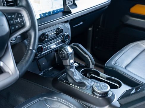 Used 2021 Ford Bronco First Edition AWD/4WD image 16