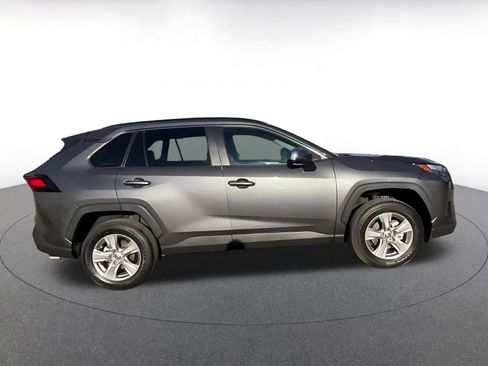 Used 2025 Toyota RAV4 XLE image 16