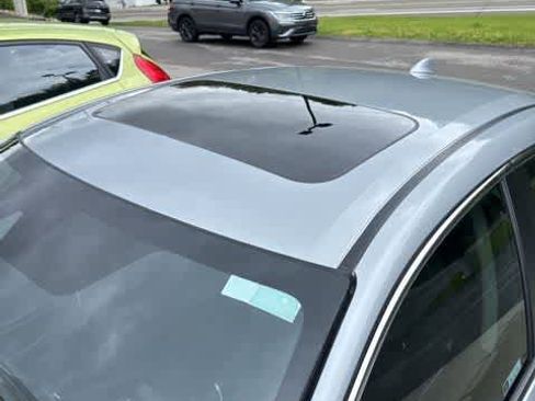 Used 2019 Honda Civic EX image 10