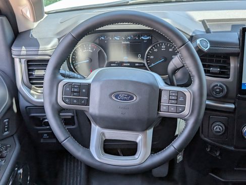 New 2024 Ford Expedition XL image 12