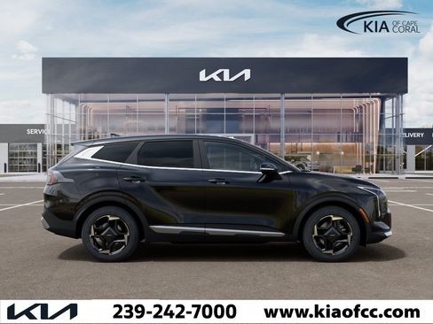 New 2026 Kia Sportage EX FWD image 7