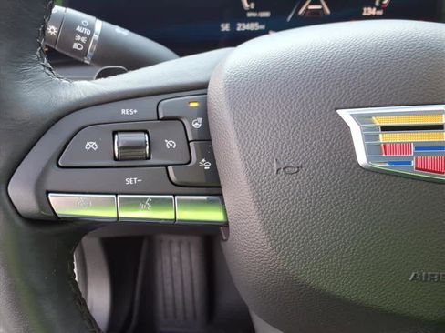 Used 2024 Cadillac XT4 Luxury w/ Cold Weather Package image 23