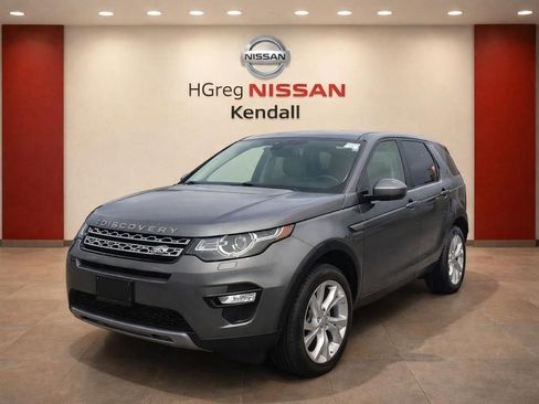 Used 2018 Land Rover Discovery Sport SE AWD/4WD image 3