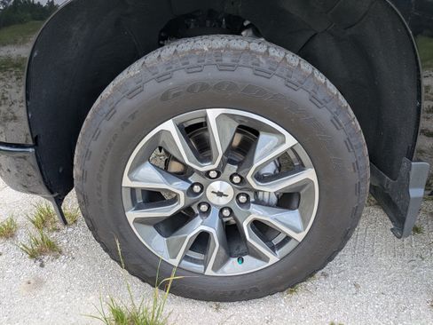 Used 2023 Chevrolet Silverado 1500 RST w/ RST All Star Premium Package AWD/4WD image 11