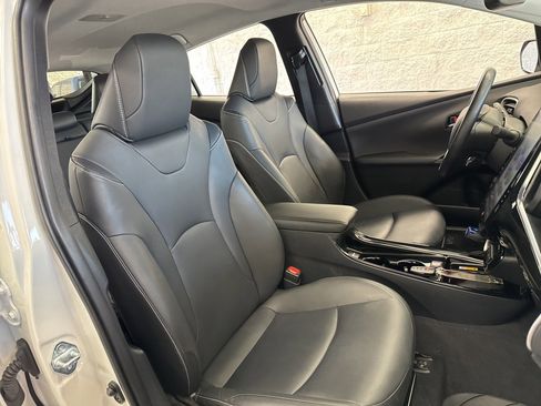 Certified 2022 Toyota Prius Prime Limited image 47