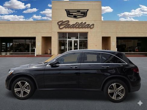 Used 2021 Mercedes-Benz GLC 300 image 4