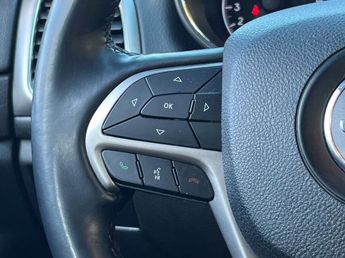 Used 2018 Jeep Grand Cherokee Altitude image 19