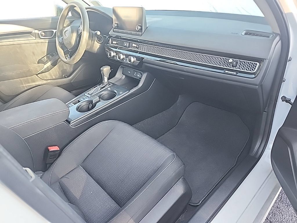 Used 2022 Honda Civic LX image 4