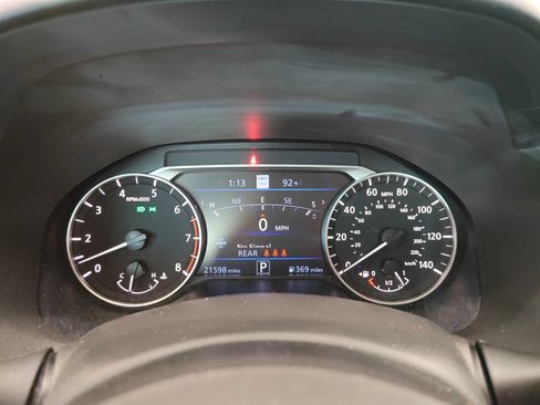 Used 2023 Nissan Altima 2.5 SL FWD image 16